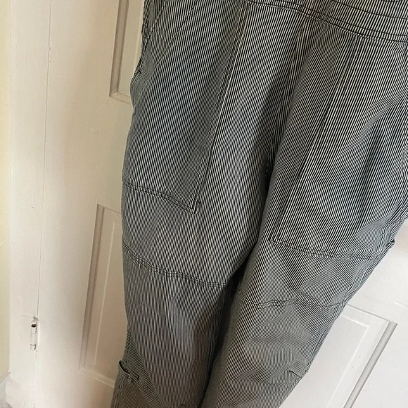 Duluth Jean striped  Overalls medium 31 - Picture 4 of 5